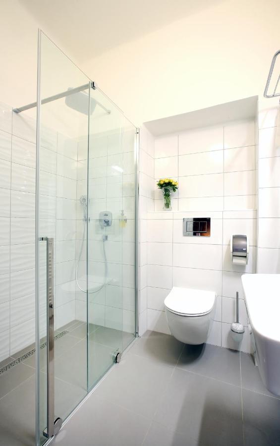 Penzion Na 15. Poledniku Hotel Йндрихув Храдец Екстериор снимка